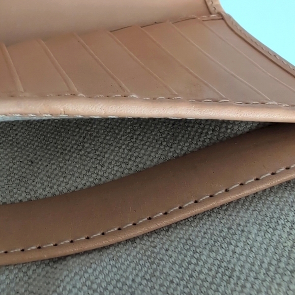 Dooney & Bourke Maritime Continental Clutch Wallet - Picture 8 of 16